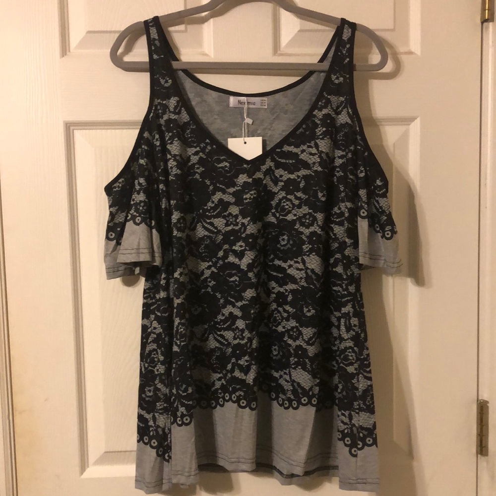 Gray and black lace print cold shoulder top (Price drop for CCO)